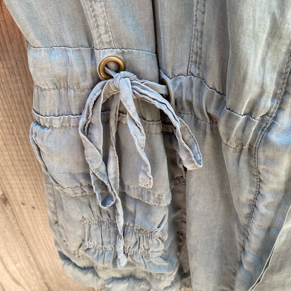 Silk Jacket - Picture 3 of 4